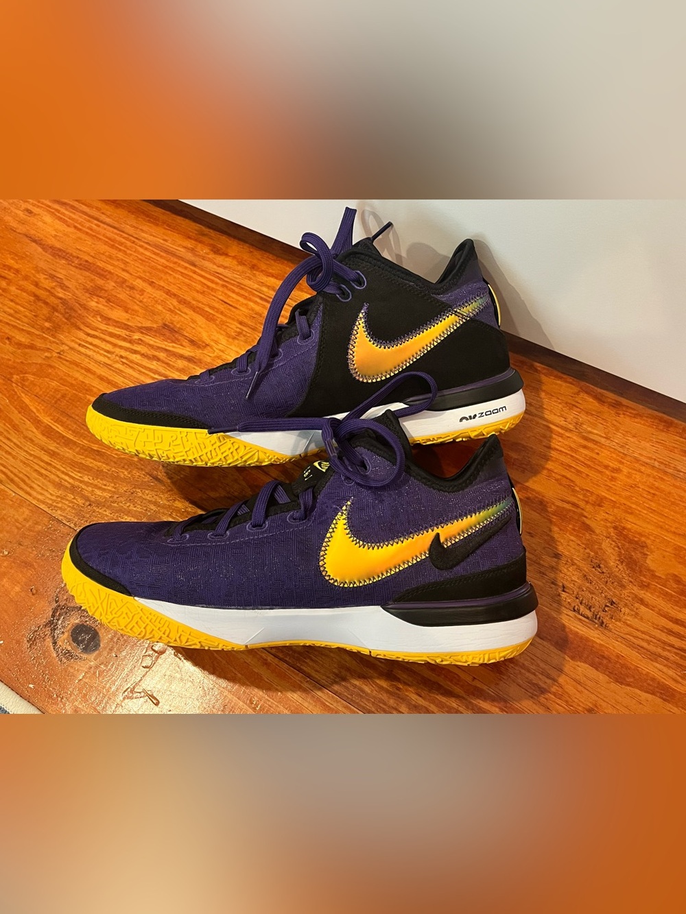 Nike LeBron Ambassador Basketball Shoes Lakers Purple Yellow Zoom Men’s 10.5
